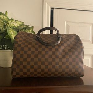 Louis Vuitton speedy 35